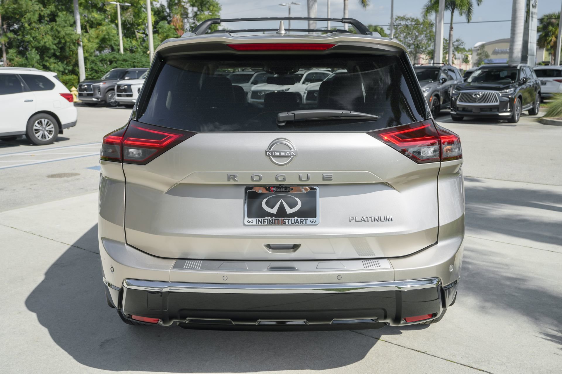 Used 2025 Nissan Rogue Platinum w/ Platinum Premium Package image 27