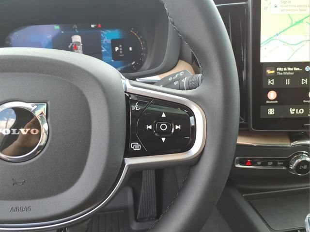 New 2026 Volvo XC60 B5 Plus w/ Protection Package Premier AWD/4WD image 21