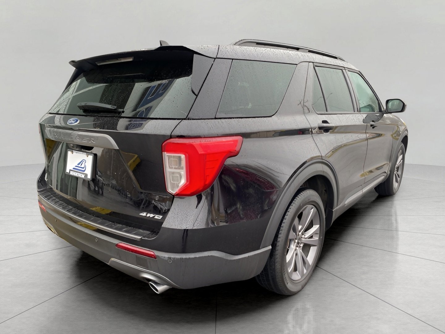 Used 2023 Ford Explorer XLT w/ Equipment Group 202A image 33