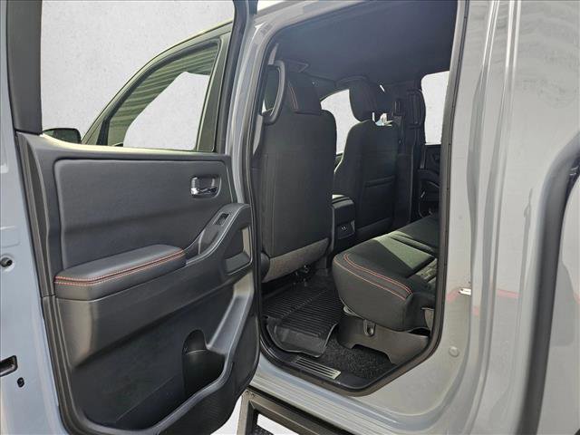 Used 2024 Nissan Frontier Pro-X w/ Technology Package image 14