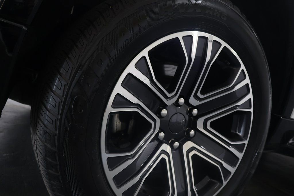 Used 2024 Jeep Wagoneer Series II w/ Flexible Seating Group image 34