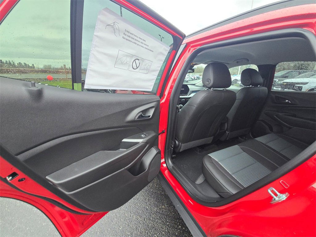 New 2026 Chevrolet Trax LT image 10