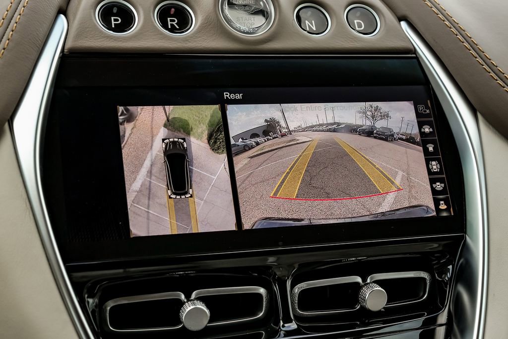 Used 2021 Aston Martin DBX image 20