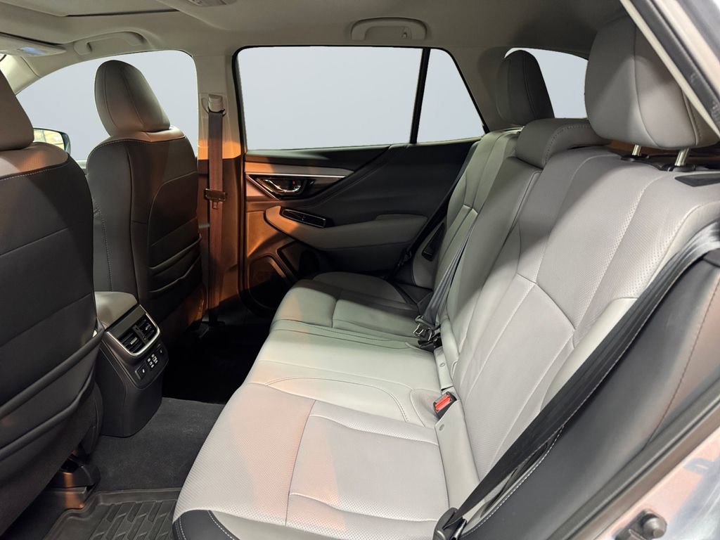 Certified 2025 Subaru Outback Limited image 13