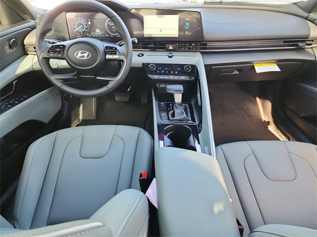 New 2025 Hyundai Elantra Limited image 12