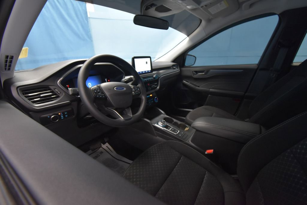 Used 2025 Ford Escape Active image 2