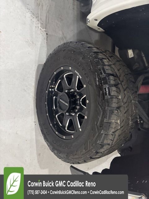 Used 2019 GMC Sierra 2500 SLT w/ Duramax Plus Package image 41