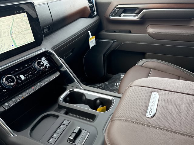 New 2026 GMC Sierra 3500 Denali w/ Denali Reserve Package image 26