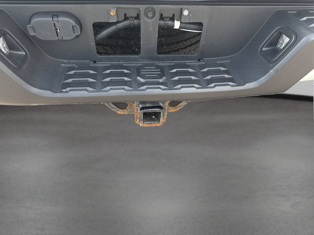 Used 2020 Toyota Tacoma SR AWD/4WD image 15