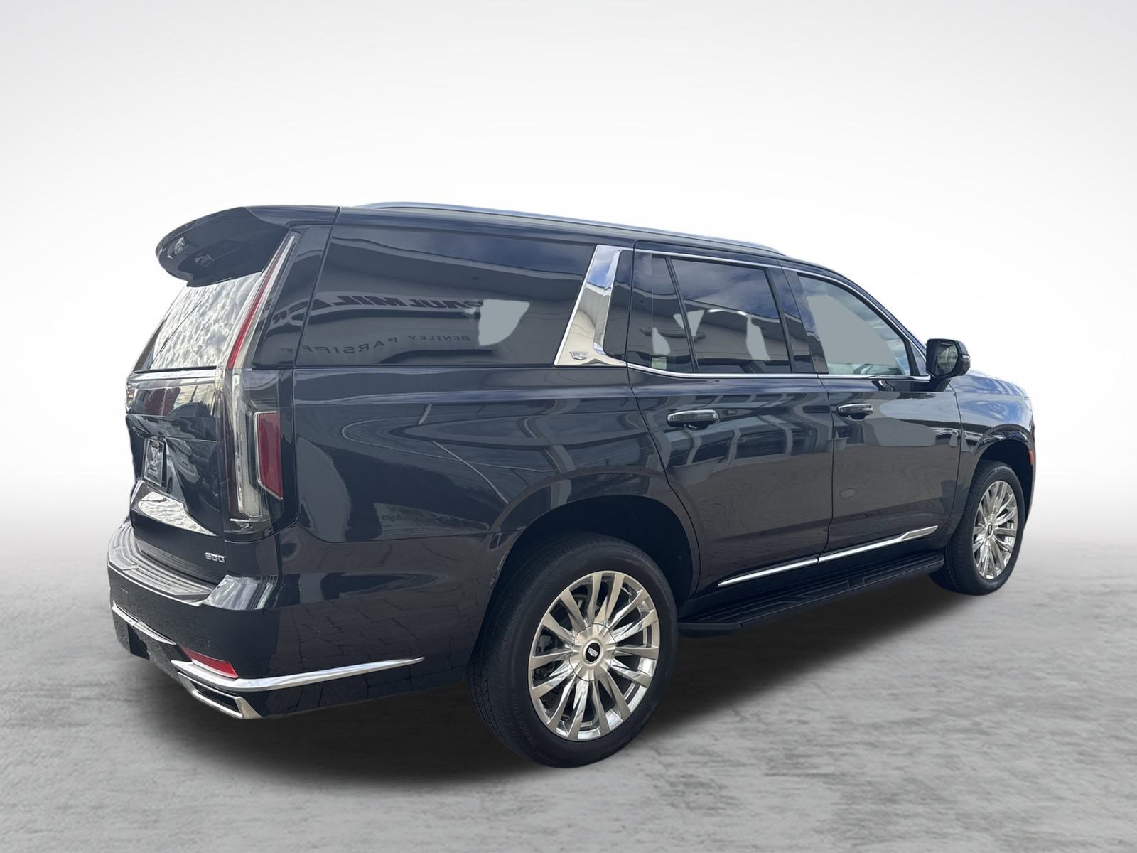Used 2023 Cadillac Escalade Premium Luxury image 11