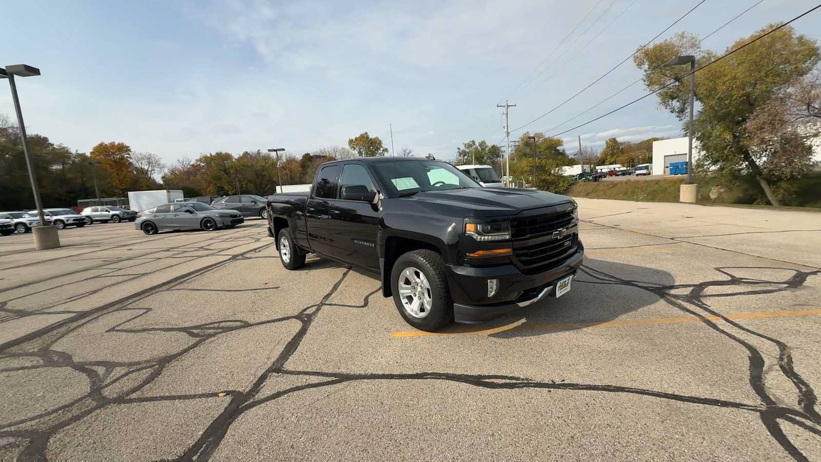 Certified 2019 Chevrolet Silverado 1500 LT w/ All Star Edition AWD/4WD image 3