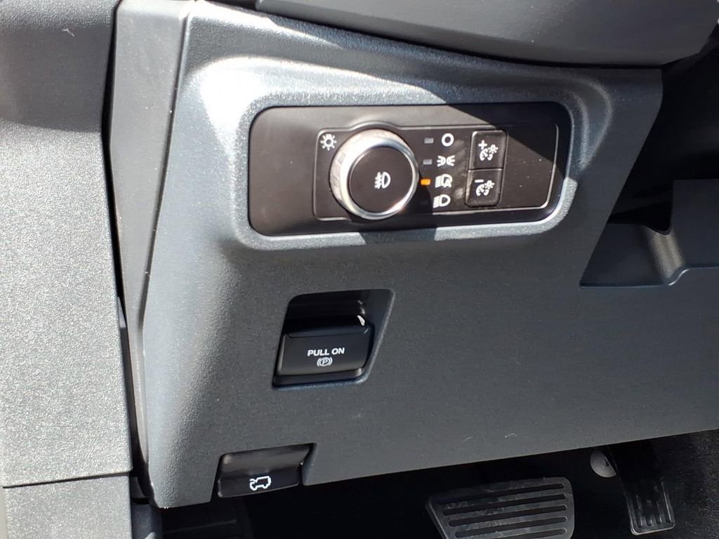 New 2026 Ford Bronco Outer Banks image 18