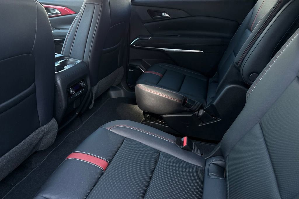New 2026 Chevrolet Traverse RS AWD/4WD image 12