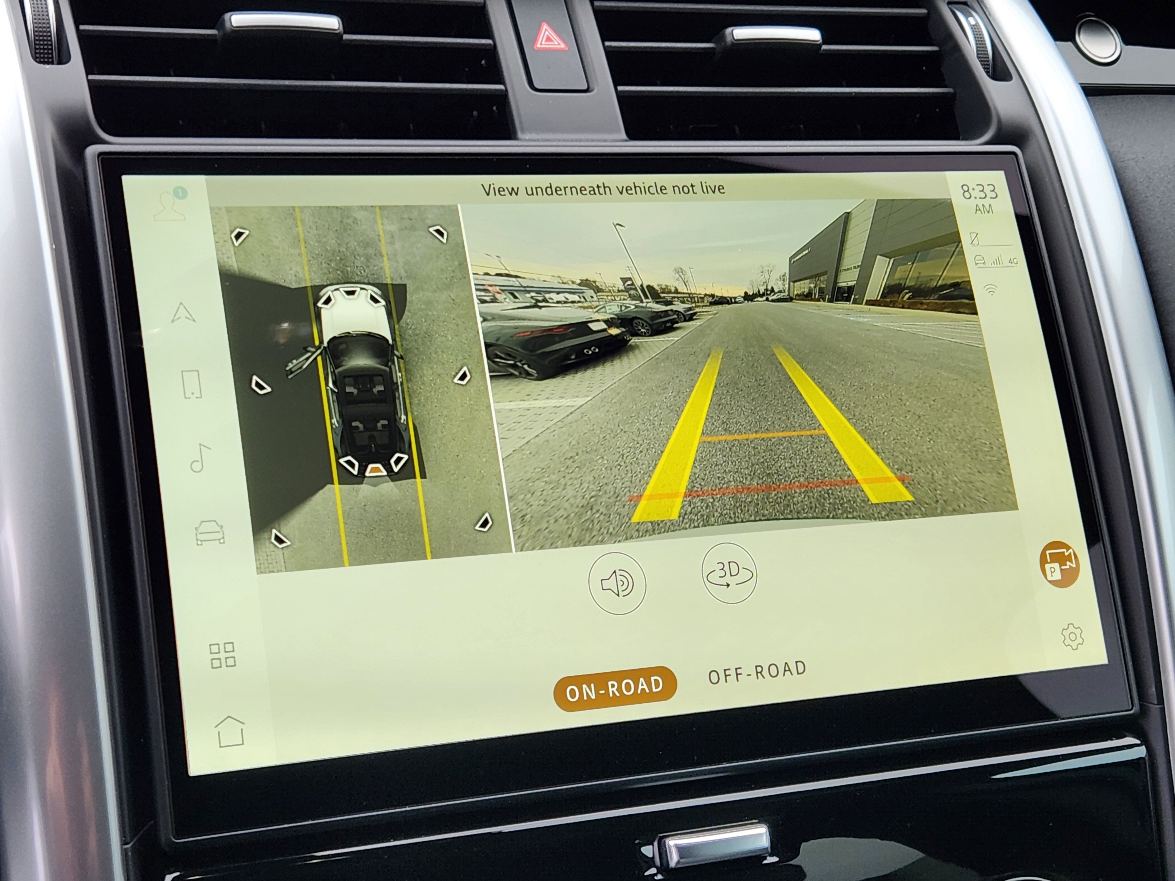 Used 2025 Land Rover Discovery S image 24