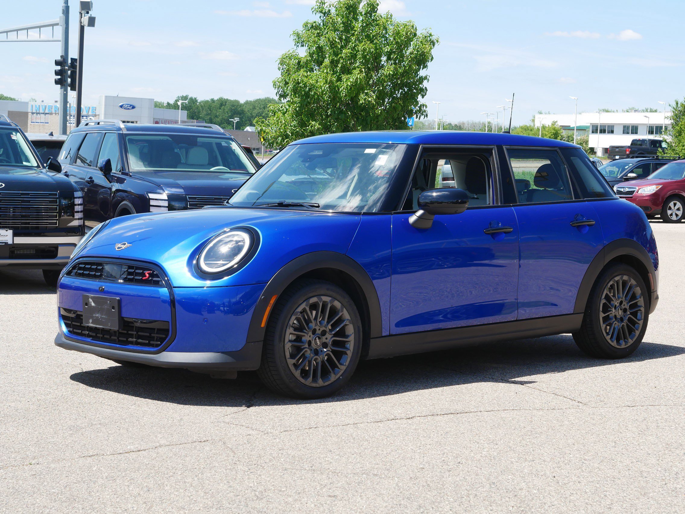 Used 2025 MINI Cooper S FWD image 2
