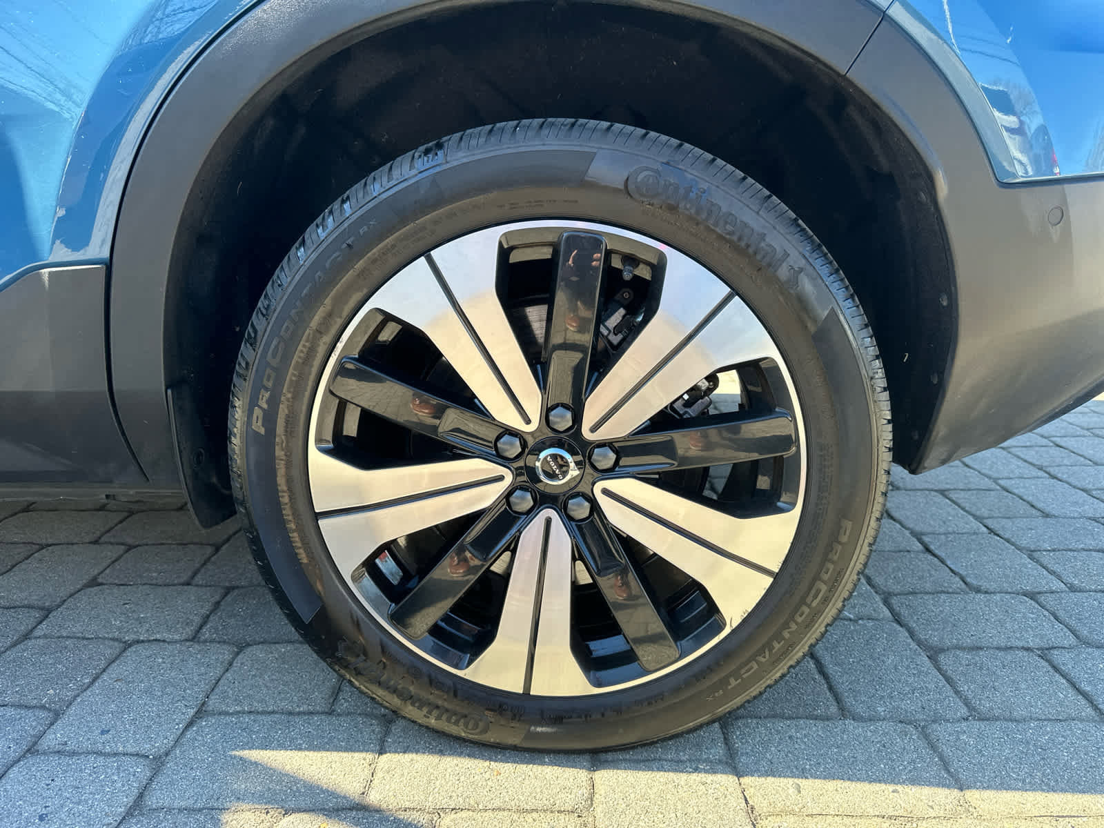 Used 2023 Volvo C40 P8 Recharge Plus image 26