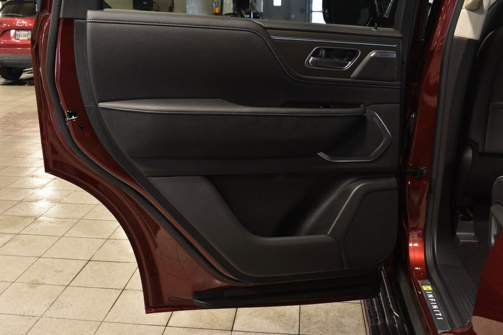New 2026 INFINITI QX80 Luxe w/ Cargo Package image 28