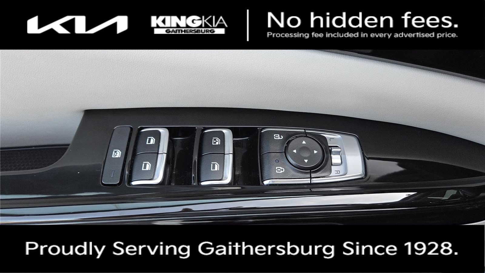 Certified 2024 Kia Carnival EX FWD image 14