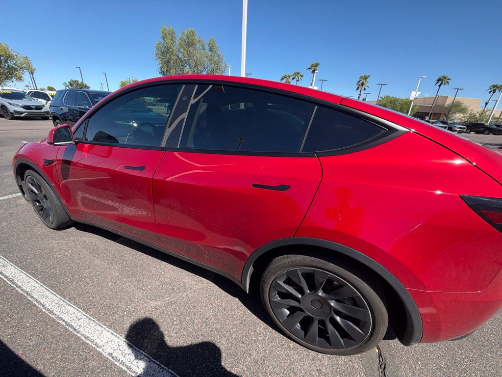 Used 2021 Tesla Model Y Long Range AWD/4WD image 5