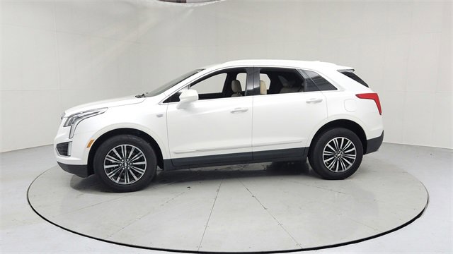 Used 2018 Cadillac XT5 Base w/ LPO, Wheel Lock Package image 2