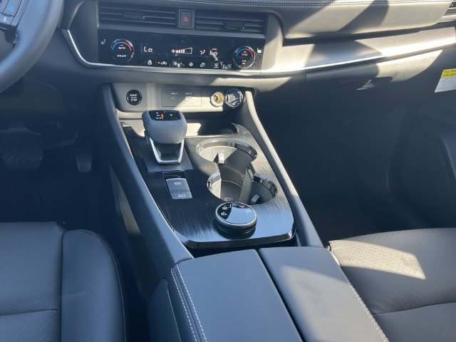 New 2026 Nissan Rogue Dark Armor AWD/4WD image 18