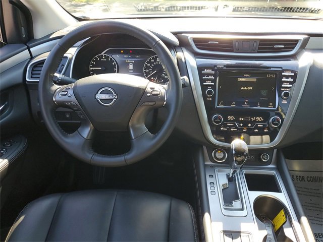 Certified 2024 Nissan Murano SV w/ SV Midnight Edition Package image 11