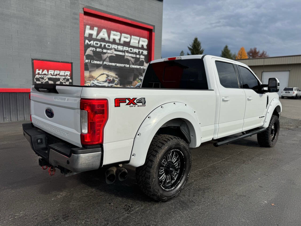 Used 2019 Ford F250 Lariat w/ Lariat Value Package image 5