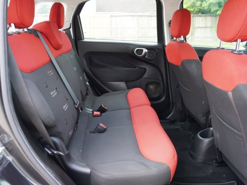 Used 2014 FIAT 500L Pop image 13