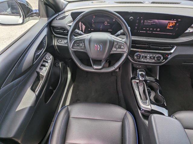 Certified 2024 Buick Envista Sport Touring w/ Convenience I Package FWD image 16