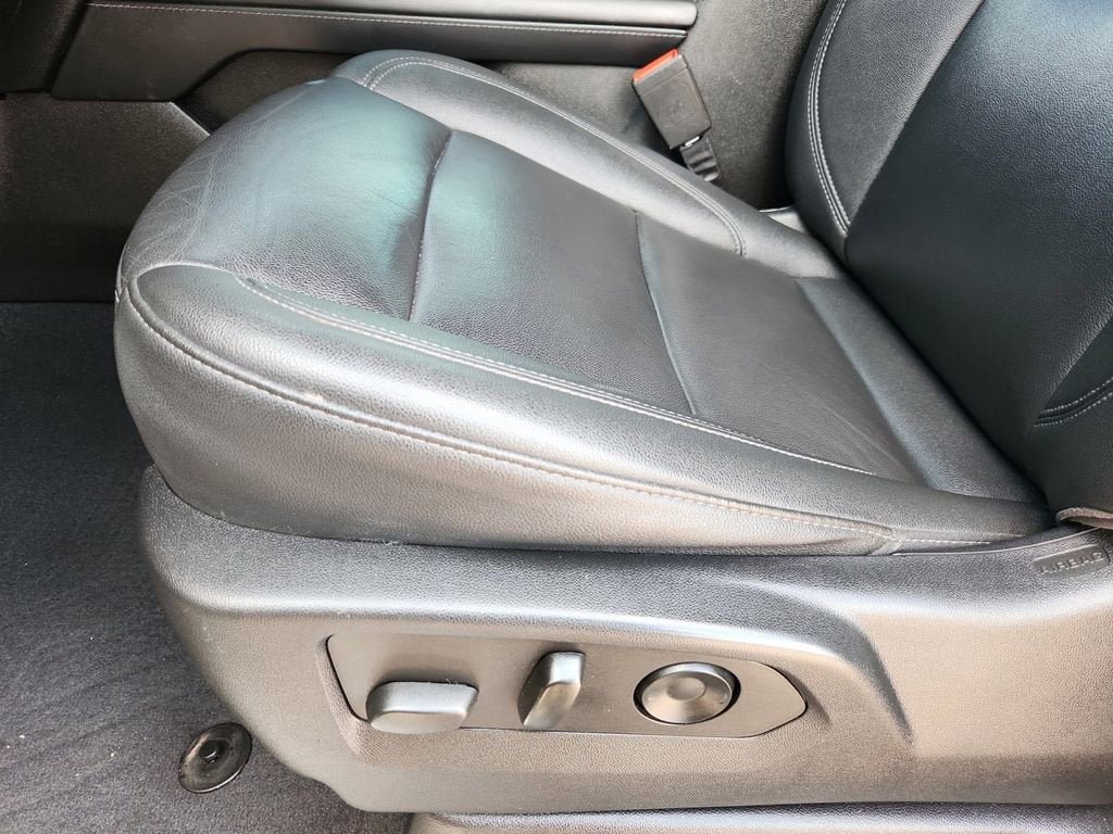Used 2022 Chevrolet Tahoe LT AWD/4WD image 22