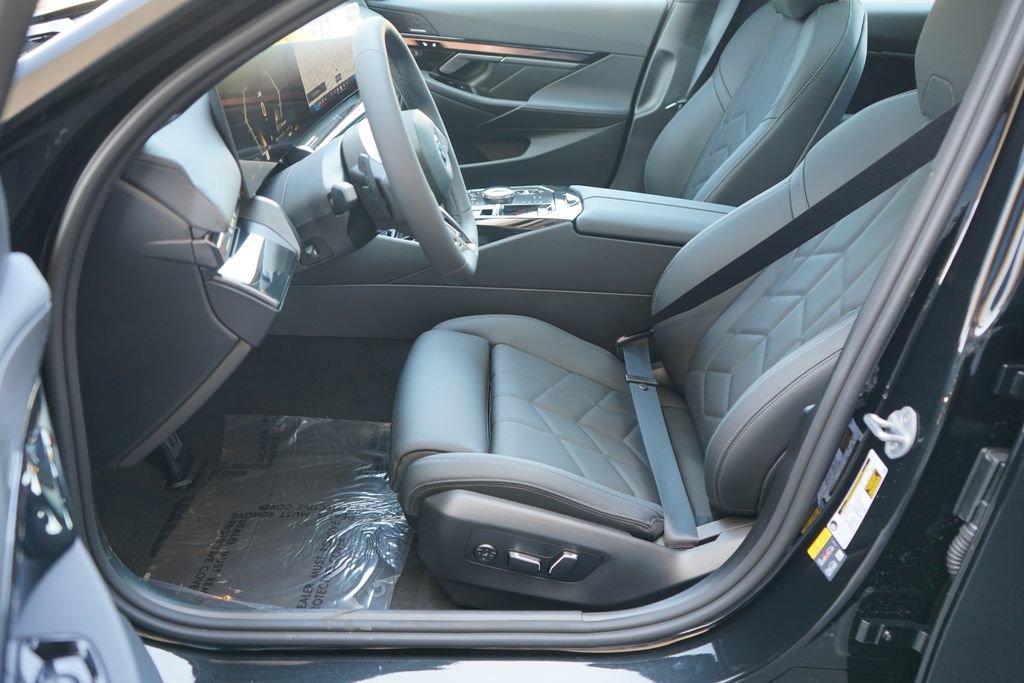 New 2026 BMW i5 eDrive40 w/ M Sport Package image 10