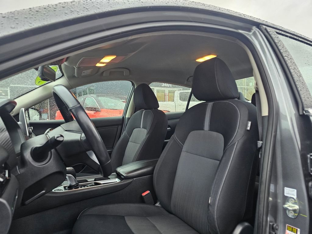 Used 2020 Nissan Sentra SV w/ Electronics Package FWD image 18