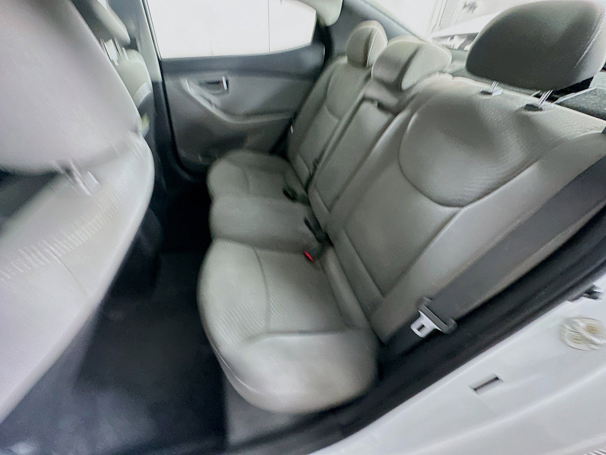 Used 2016 Hyundai Elantra SE FWD image 24