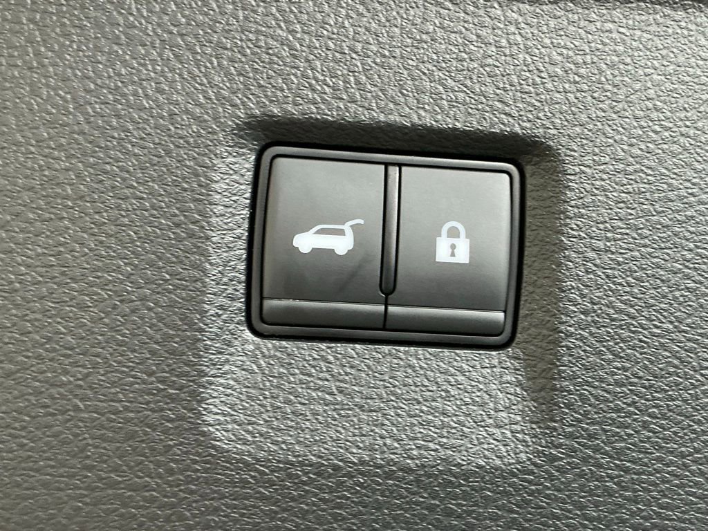 Used 2025 INFINITI QX60 Luxe w/ Vision Package image 30