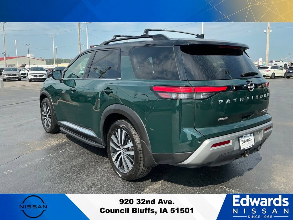 Used 2022 Nissan Pathfinder Platinum w/ Lighting Package (N93) AWD/4WD image 6
