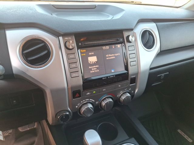 Used 2015 Toyota Tundra SR5 w/ SR5 Upgrade Package image 23