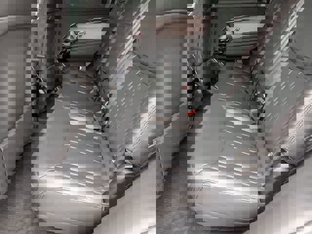 Used 2025 Land Rover Range Rover Sport Dynamic SE image 15