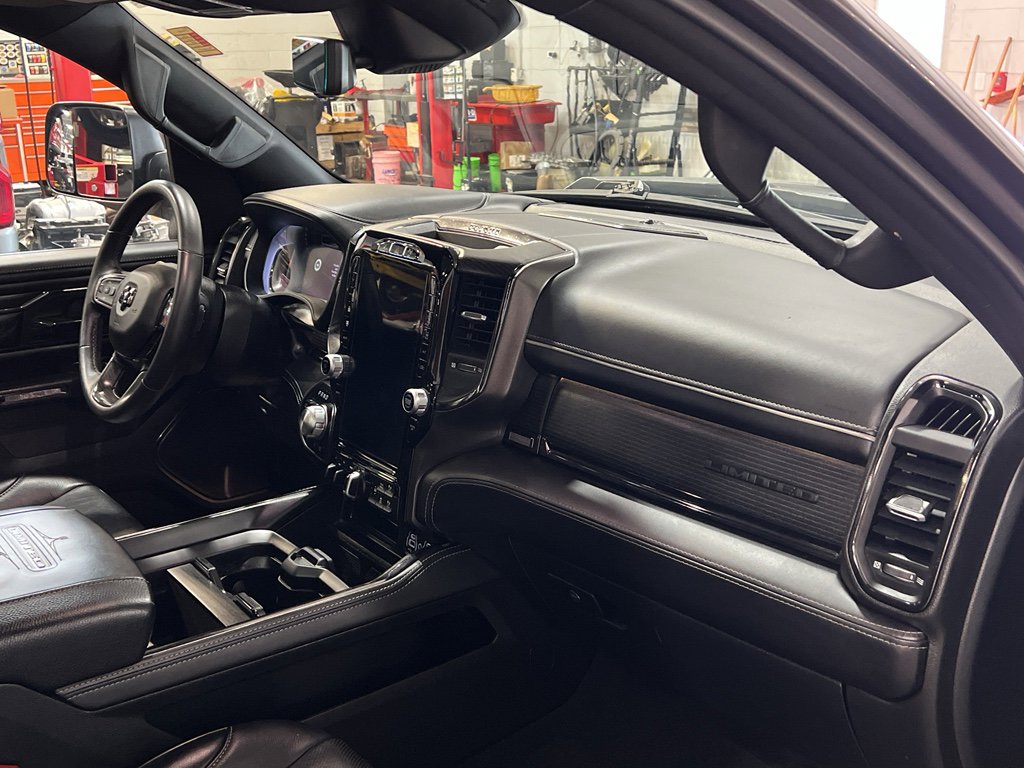 Used 2024 RAM 1500 Limited image 32