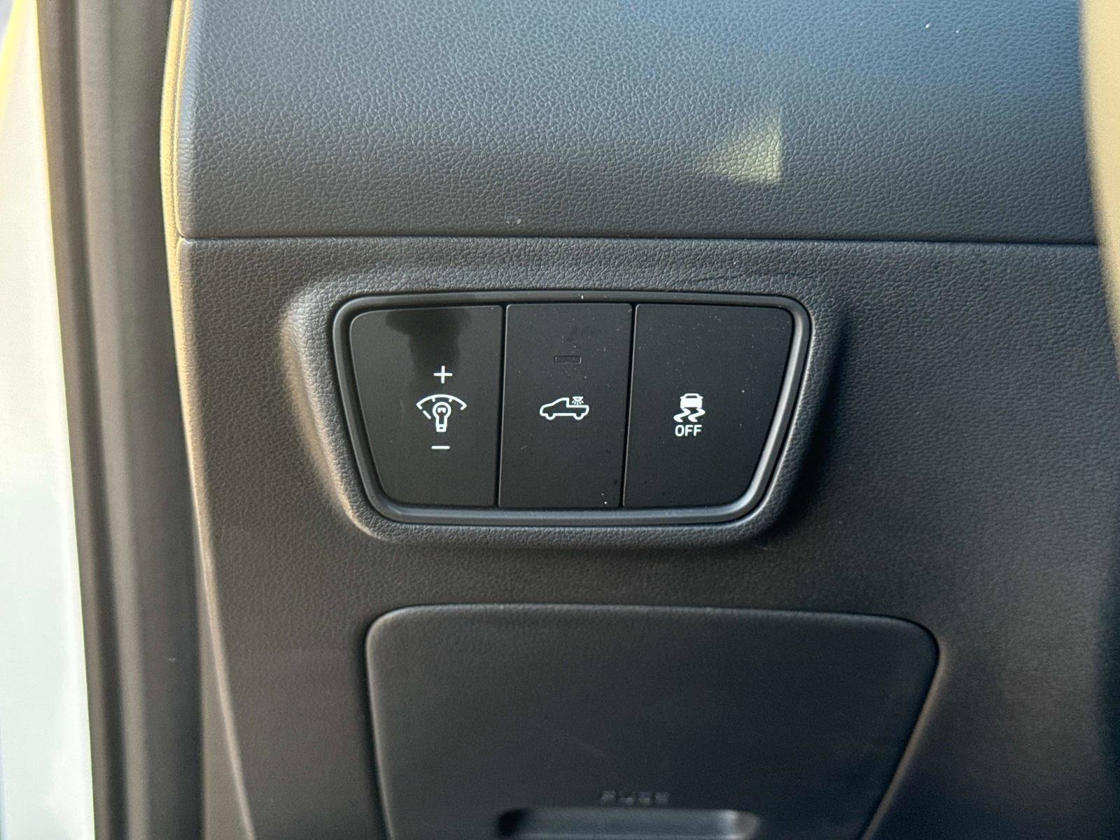 Used 2024 Hyundai Santa Cruz Limited image 31