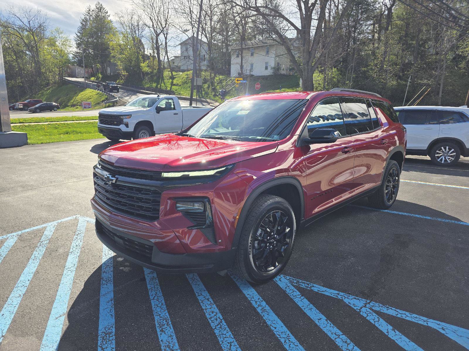New 2026 Chevrolet Traverse LT w/ Midnight/Sport Edition image 3
