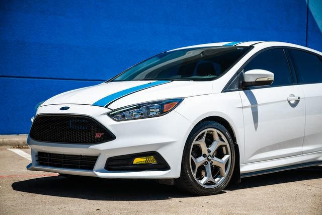 Used 2016 Ford Focus ST image 35