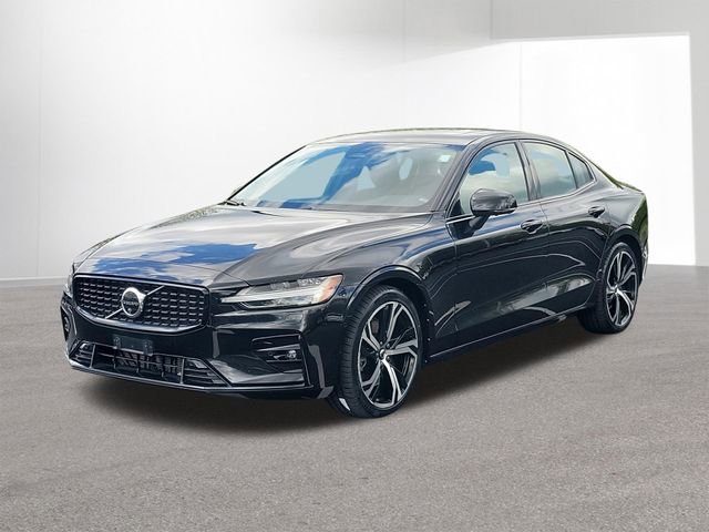 Used 2024 Volvo S60 B5 Plus AWD/4WD image 1