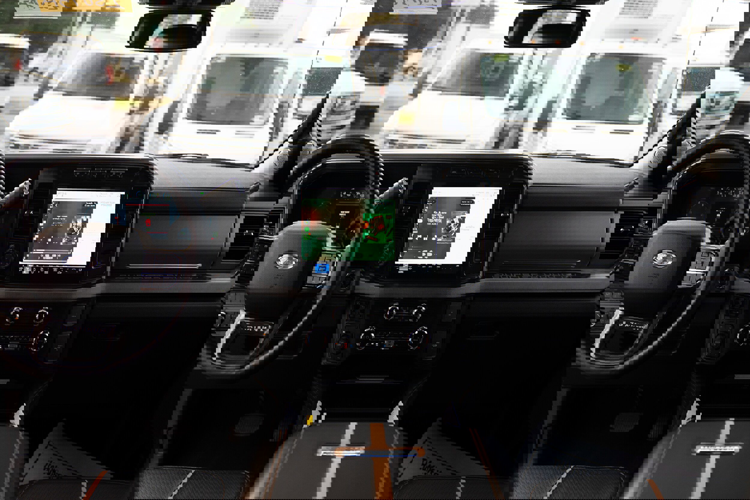 Used 2024 Ford F350 Platinum image 14