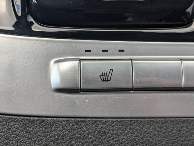 Certified 2024 Kia Carnival EX FWD image 23