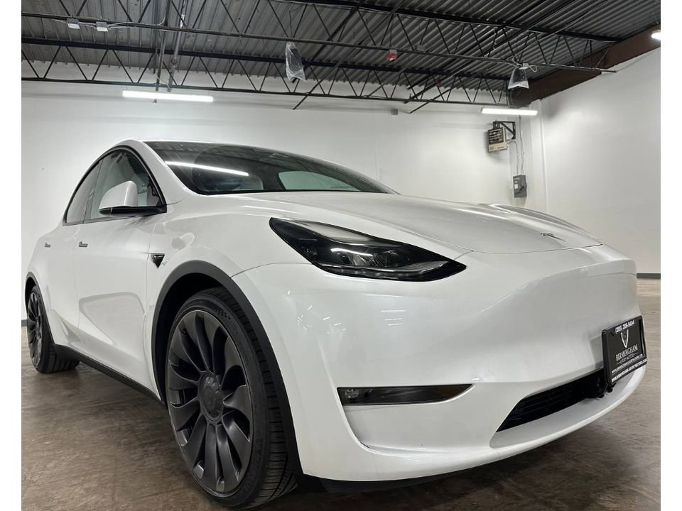 Used 2023 Tesla Model Y Performance image 7