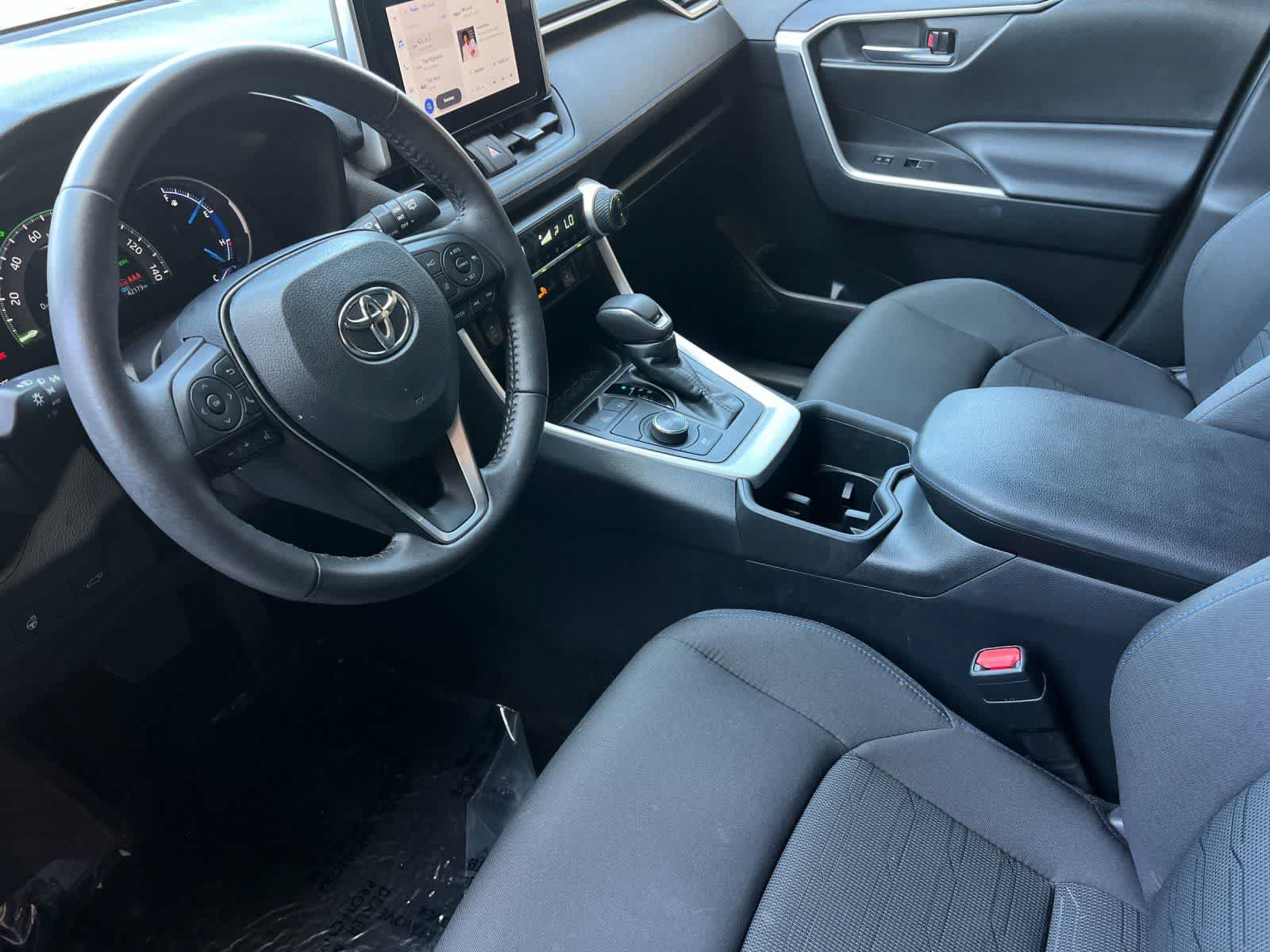 Used 2024 Toyota RAV4 SE AWD/4WD image 12