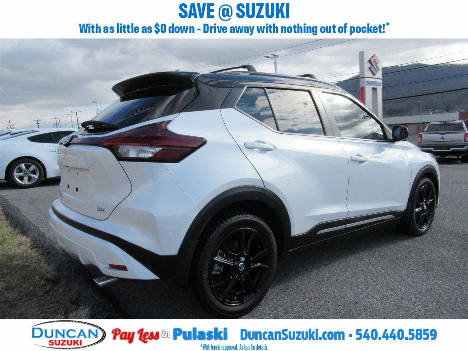 Used 2021 Nissan Kicks SR w/ SR Premium Package image 7