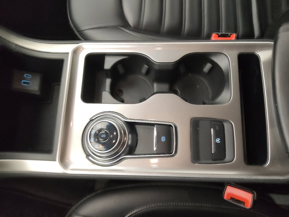 Used 2023 Ford Edge SEL image 26