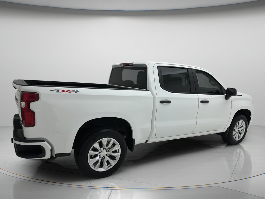 Used 2024 Chevrolet Silverado 1500 Custom w/ LPO, Dark Essentials Package AWD/4WD image 8