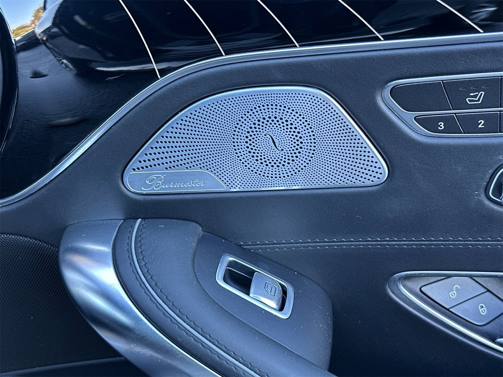 Used 2017 Mercedes-Benz S 550 Cabriolet image 20